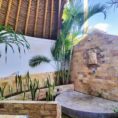 Tiki Boutique Hotel Spa Lombok Selong Belanak Buitenkant foto