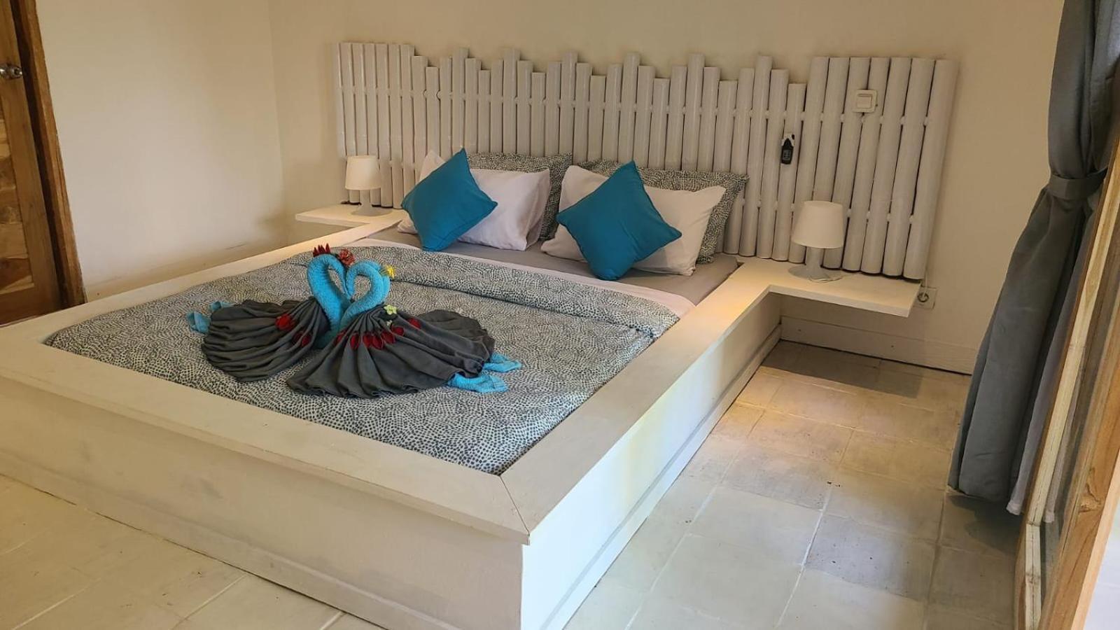 Tiki Boutique Hotel Spa Lombok Selong Belanak Buitenkant foto