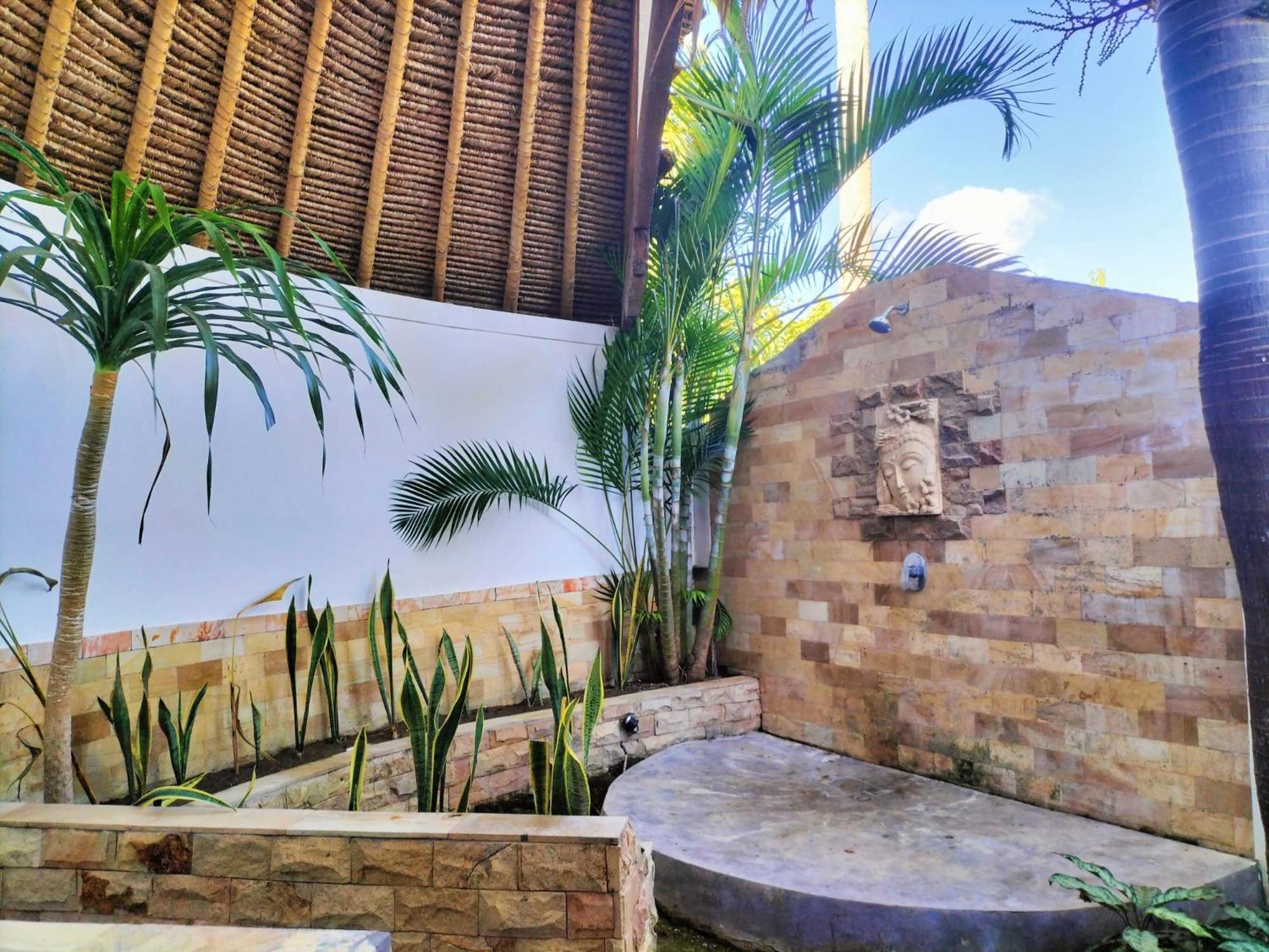 Tiki Boutique Hotel Spa Lombok Selong Belanak Buitenkant foto
